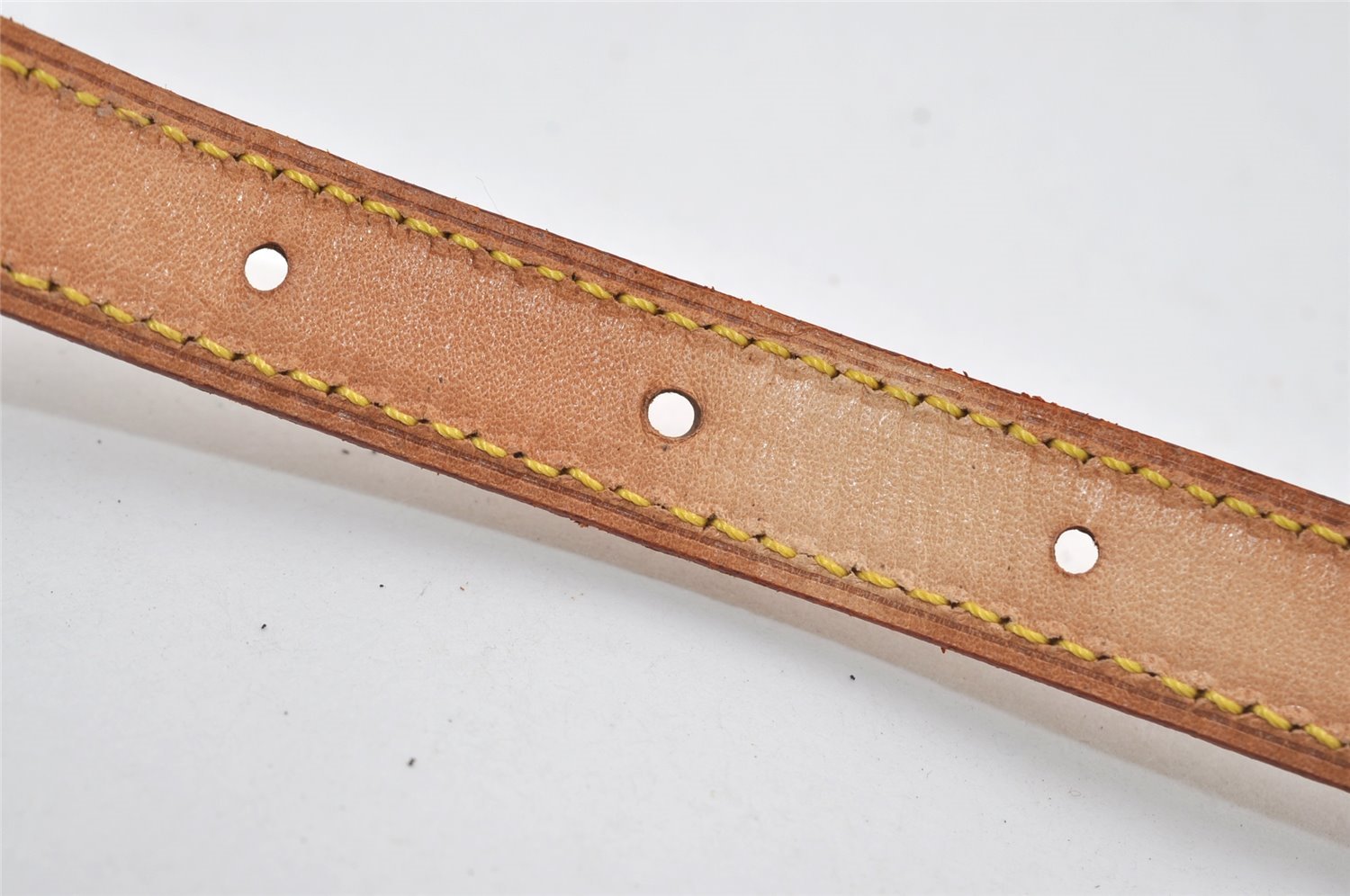 Authentic Louis Vuitton Leather Shoulder Strap For Bucket GM 31.9