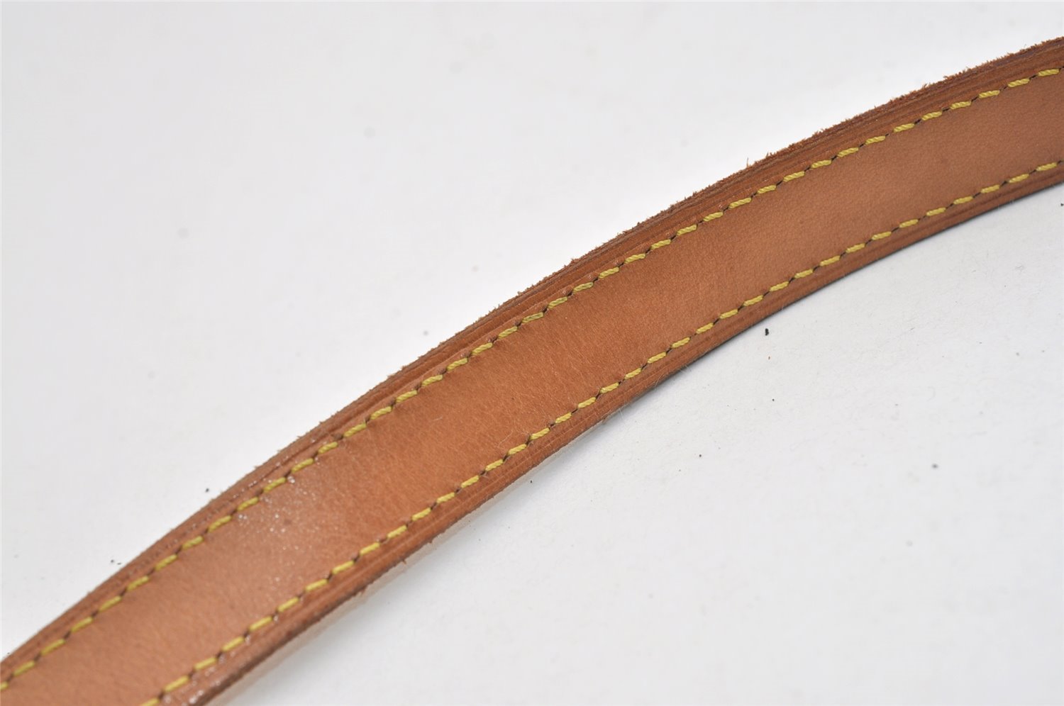 Authentic Louis Vuitton Leather Shoulder Strap For Bucket GM 31.9