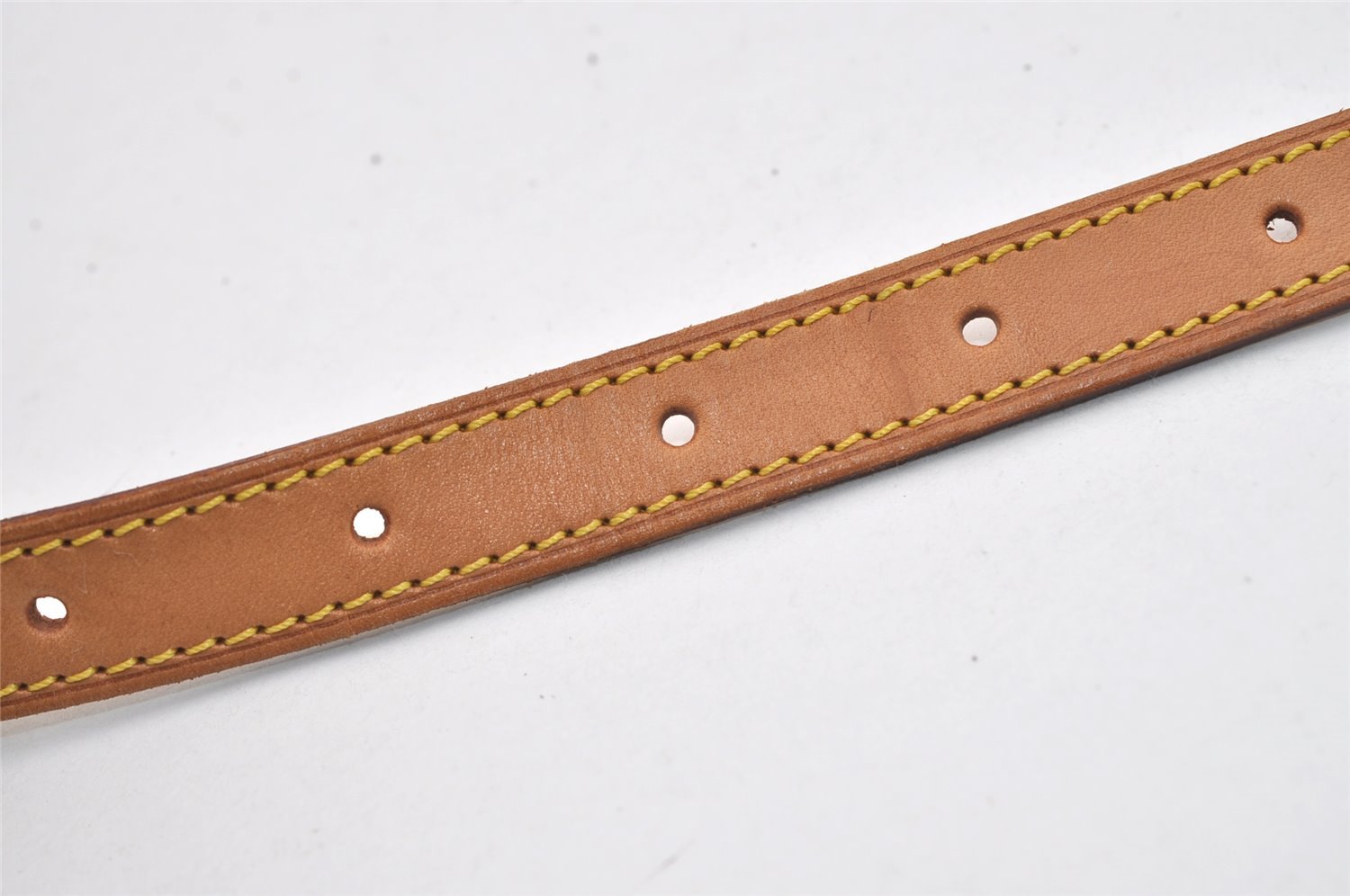 Authentic Louis Vuitton Leather Shoulder Strap For Bucket GM 31.9