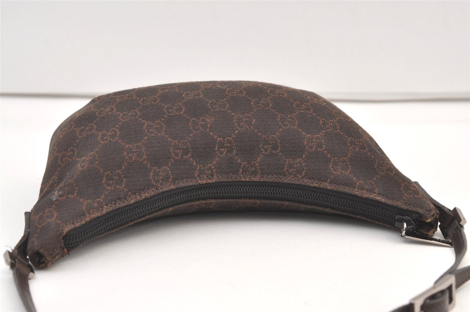 Authentic GUCCI Vintage Shoulder Bag Purse GG Canvas Leather 32160 Brown 9158J