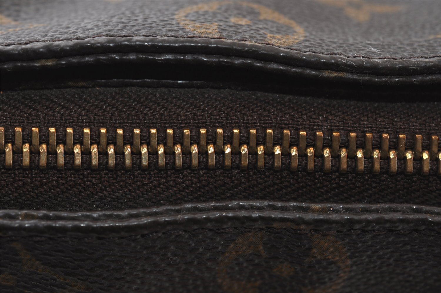 Authentic Louis Vuitton Monogram Cabas Mezzo Shoulder Tote Bag M51151 Junk 9159I