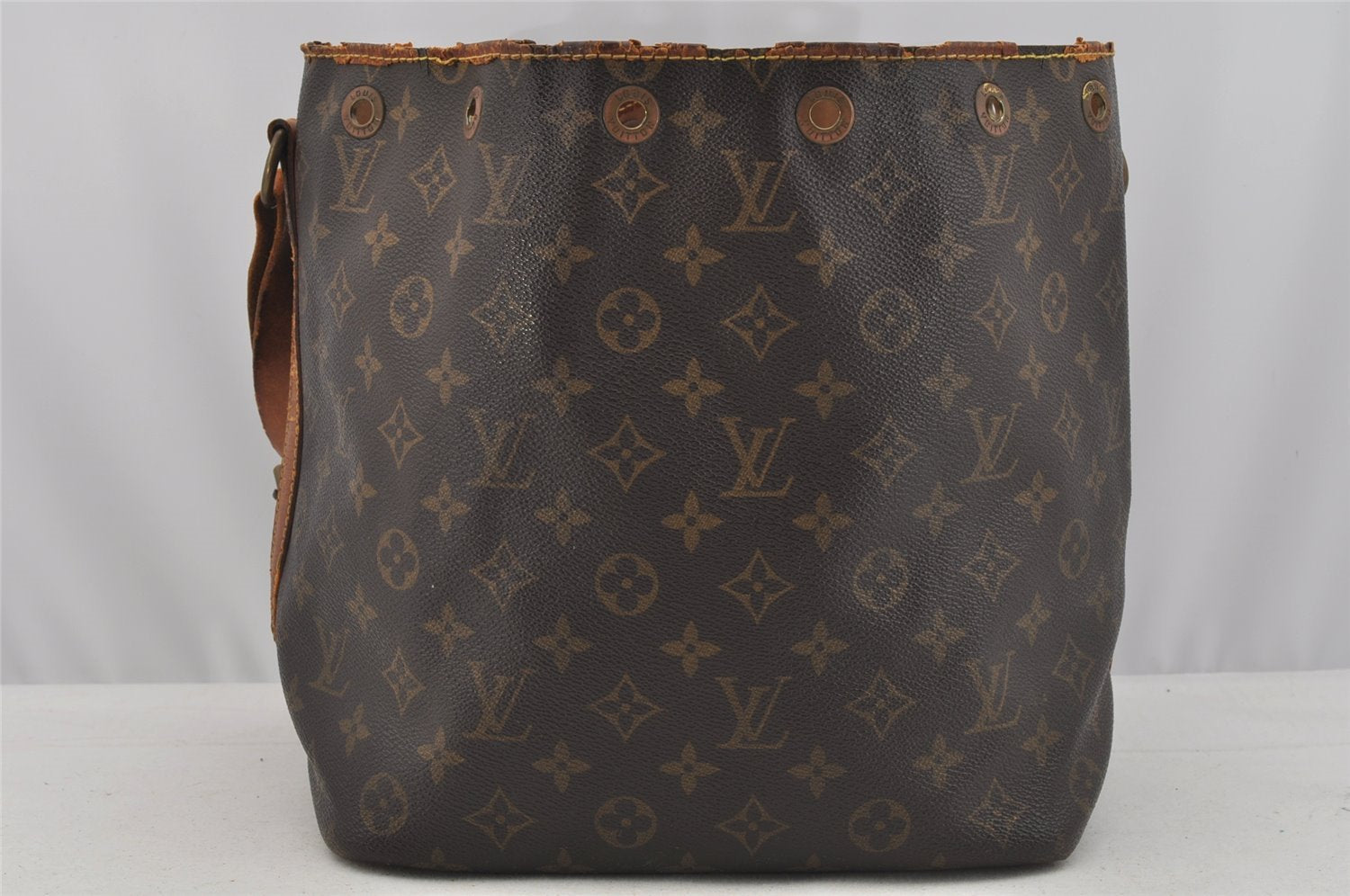 Authentic Louis Vuitton Monogram Petit Noe M42226 Shoulder Drawstring Bag 9160I