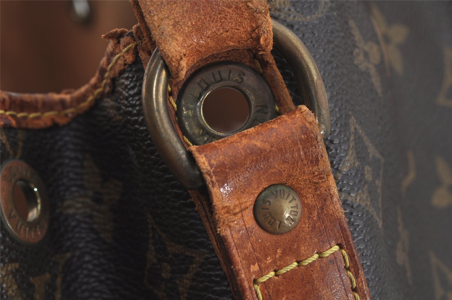 Authentic Louis Vuitton Monogram Petit Noe M42226 Shoulder Drawstring Bag 9160I