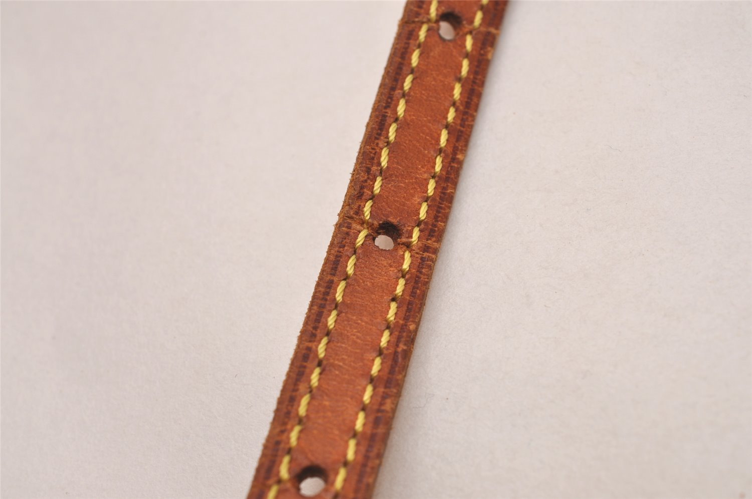 Authentic Louis Vuitton Leather Shoulder Strap Beige 39.8-47