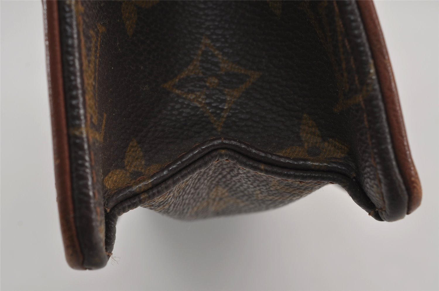 Authentic Louis Vuitton Monogram Pochette Dame GM M51810 Clutch Hand Bag 9164J