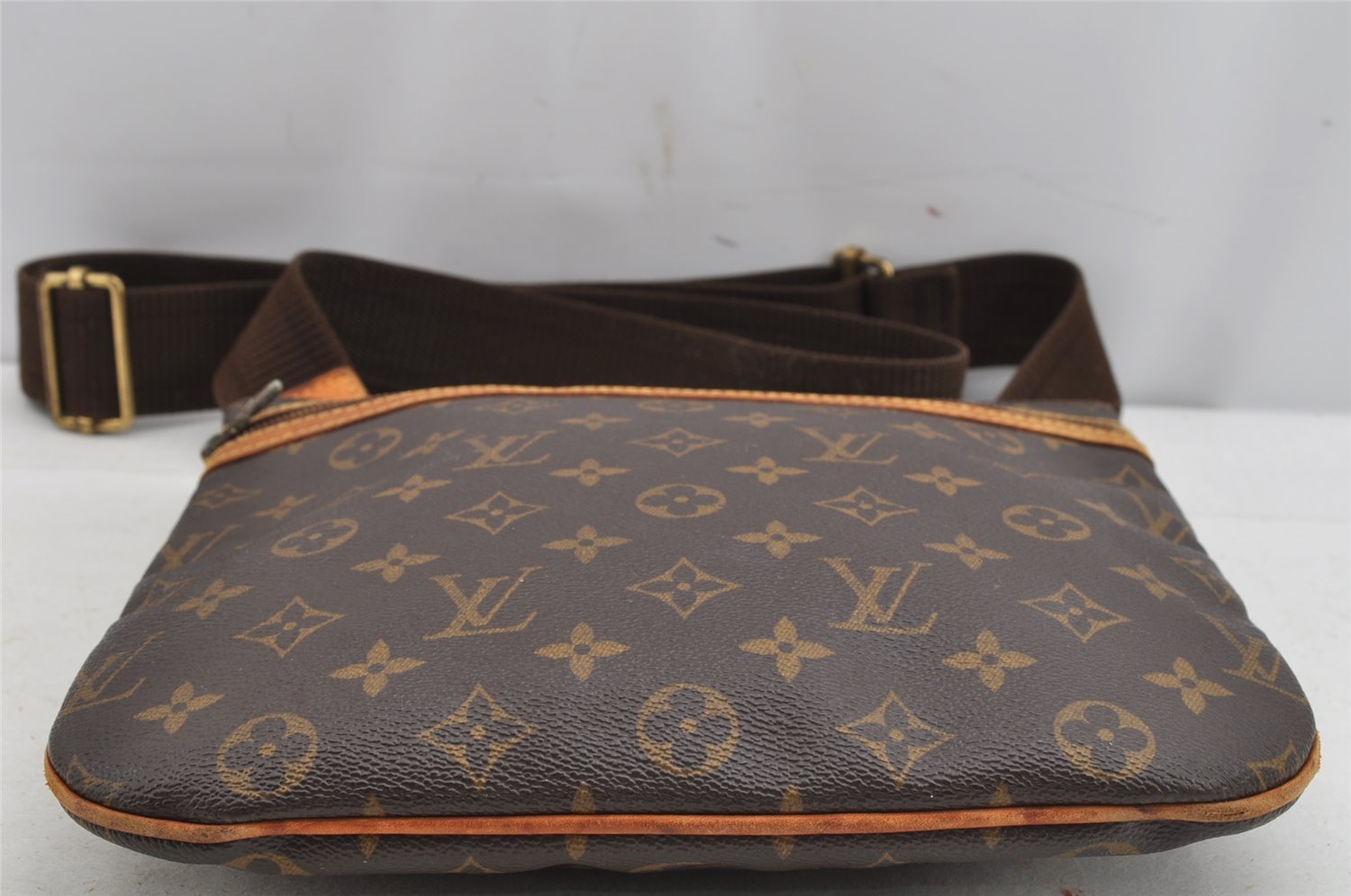 Auth Louis Vuitton Monogram Pochette Bosphore Shoulder Cross Bag M40044 LV 9165J