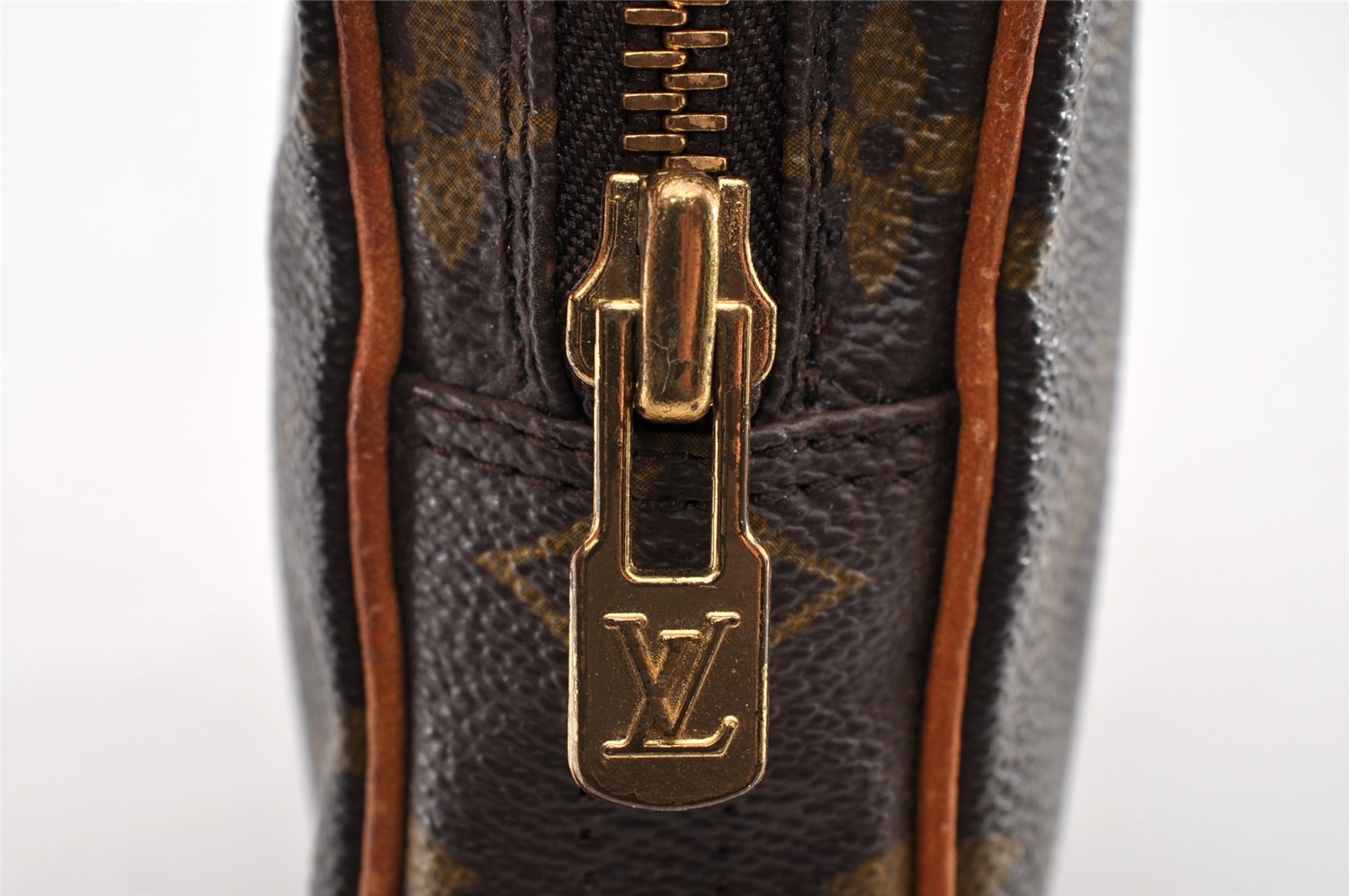 Auth Louis Vuitton Monogram Mini Poche Danube Shoulder Bag M45268 Junk 9171I