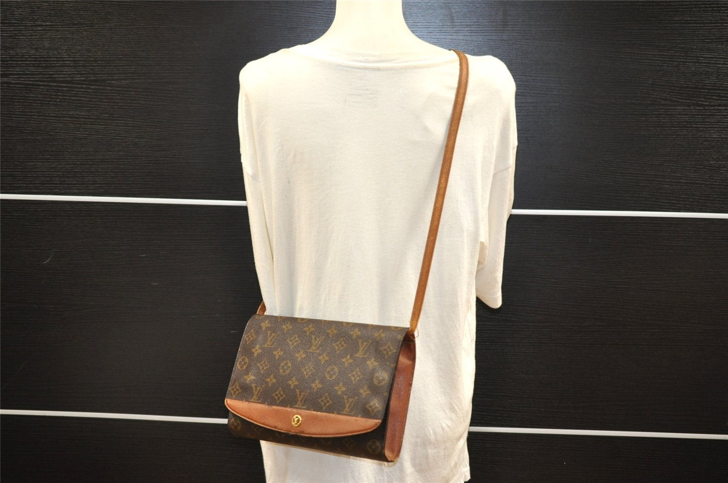 Authentic Louis Vuitton Monogram Bordeaux M51797 2Way Shoulder Clutch Bag 9173I