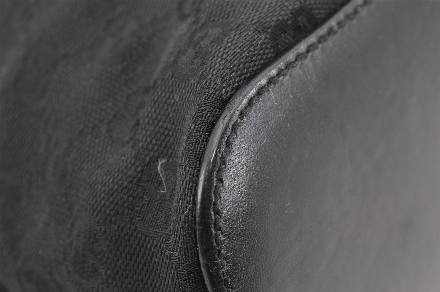 Authentic GUCCI Vintage Shoulder Tote Bag GG Canvas Leather 106242 Black 9186I