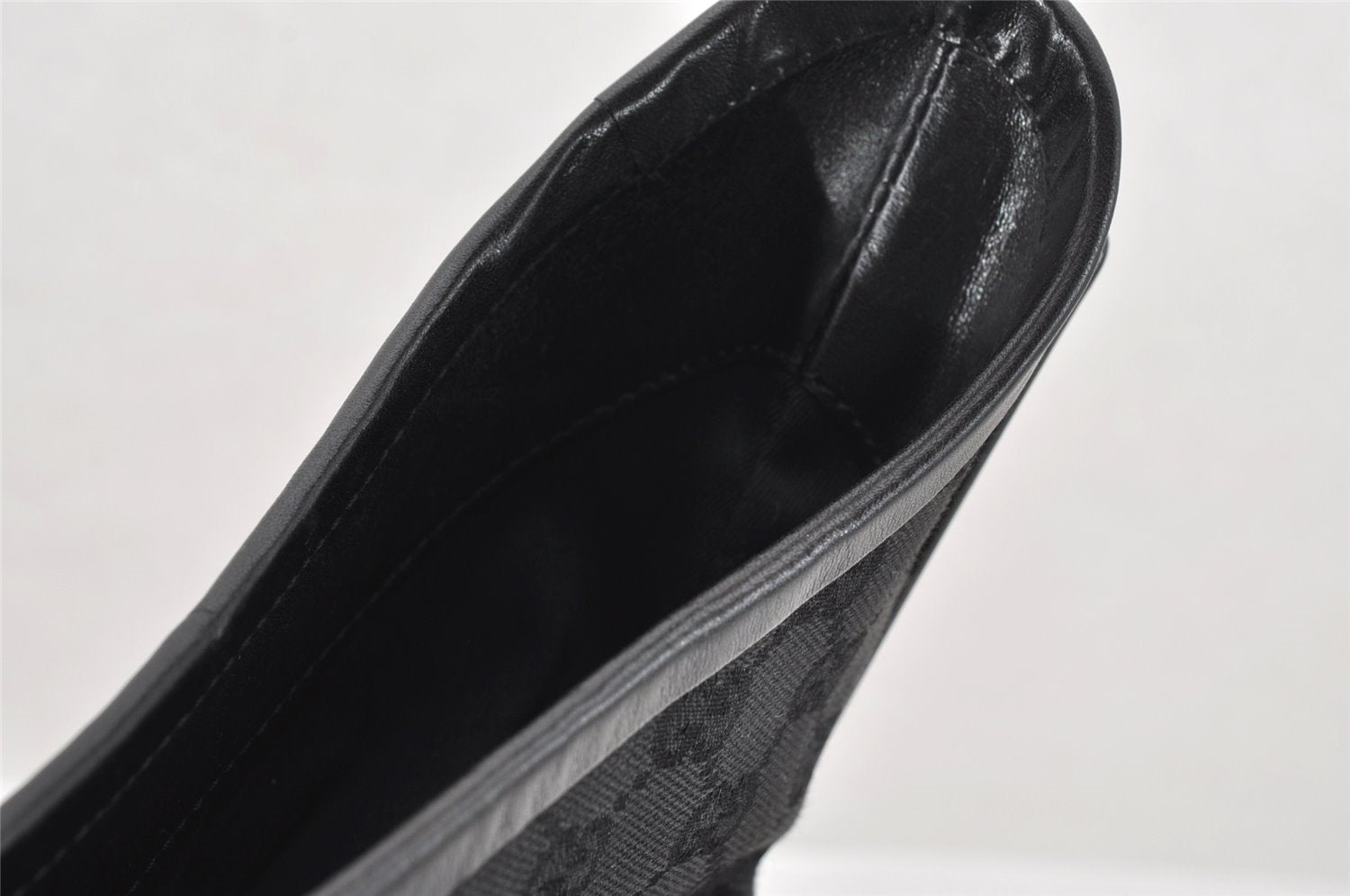 Authentic GUCCI Vintage Shoulder Tote Bag GG Canvas Leather 106242 Black 9186I