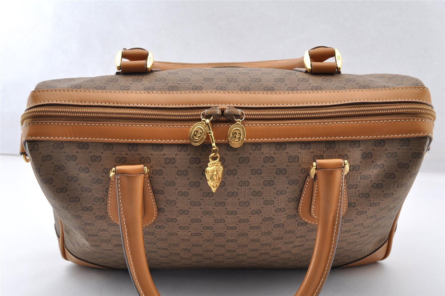 Authentic GUCCI Micro GG PVC Leather 2Way Shoulder Hand Bag Brown Junk 9190I