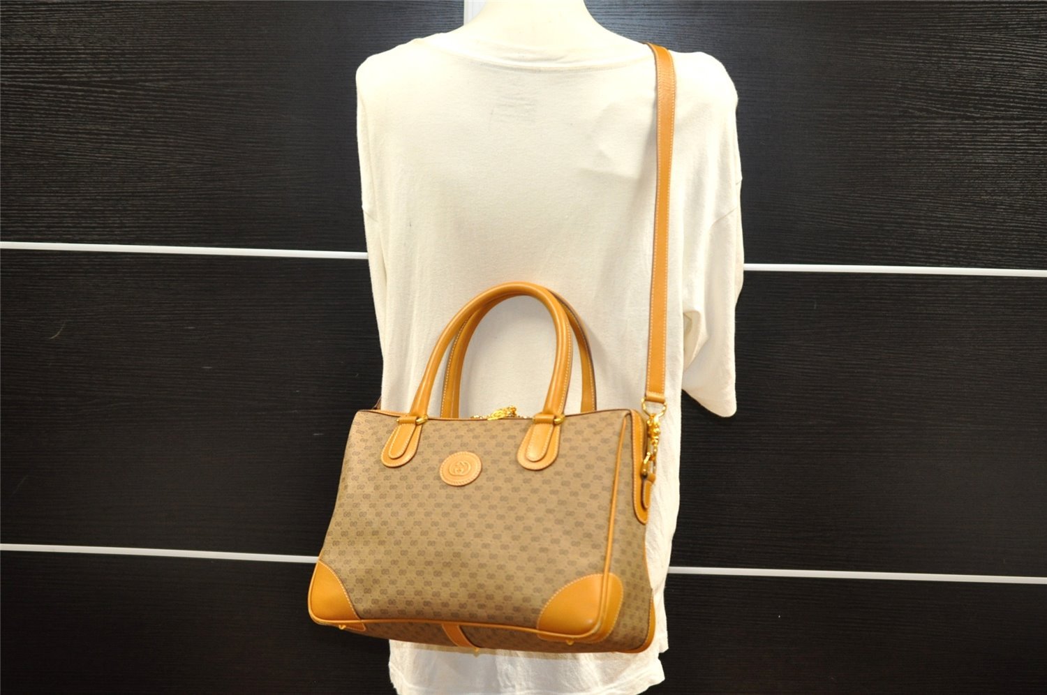 Authentic GUCCI Micro GG PVC Leather 2Way Shoulder Hand Bag Brown Junk 9190I