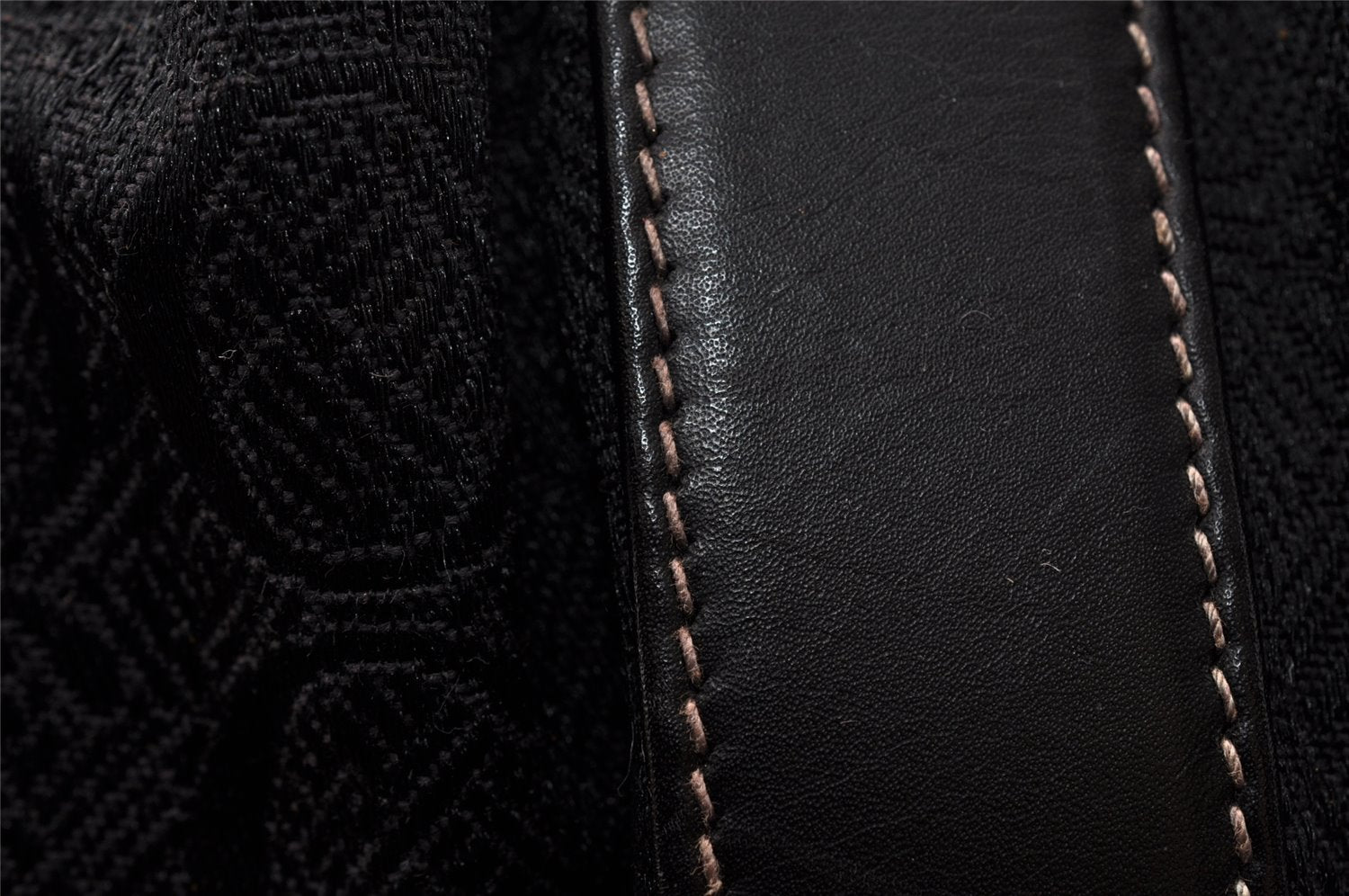 Authentic GUCCI Shoulder Drawstring Cross Bag Canvas Leather Black Junk 9191I