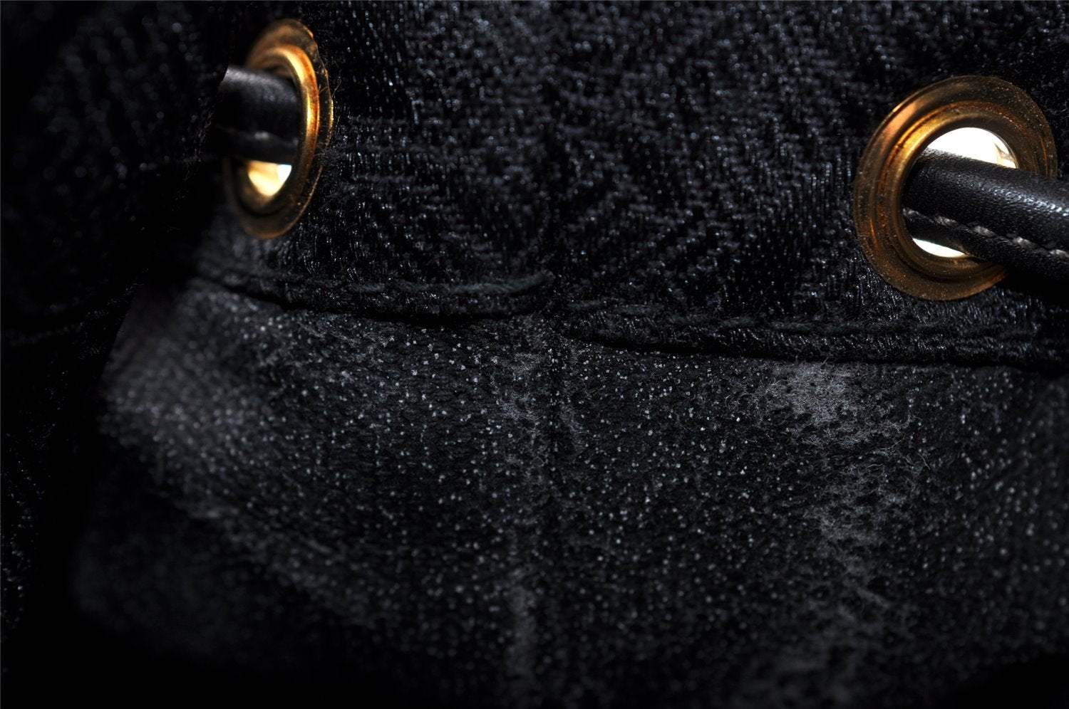 Authentic GUCCI Shoulder Drawstring Cross Bag Canvas Leather Black Junk 9191I