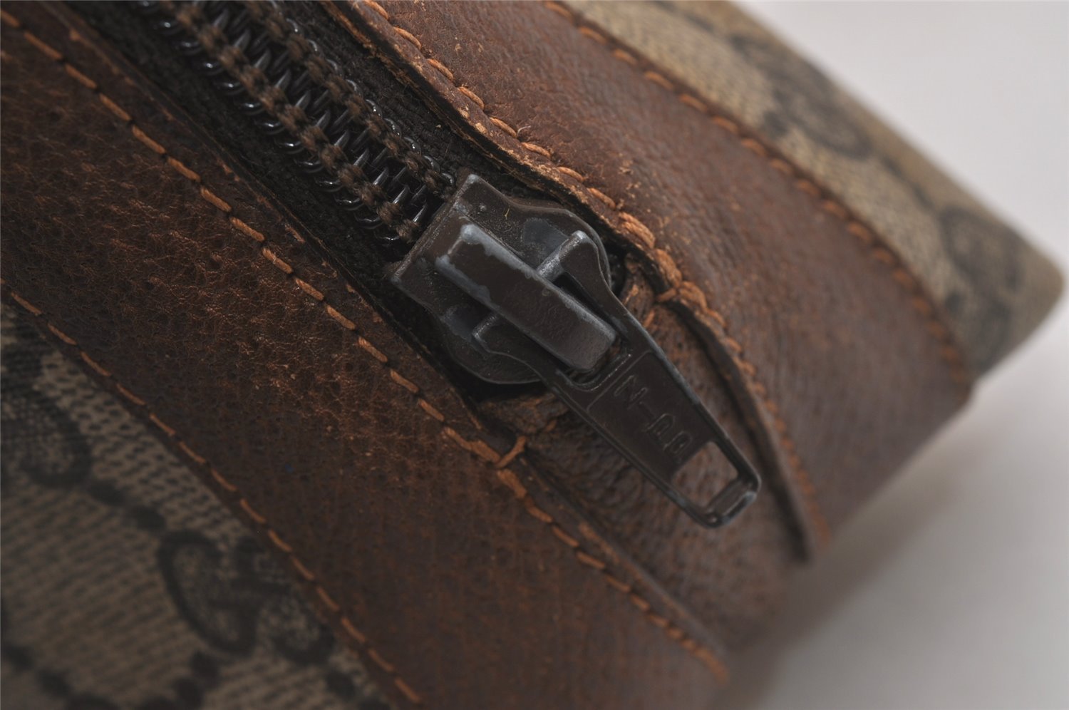 Authentic GUCCI 2Way Shoulder Cross Body Purse GG PVC Leather Brown 9193I