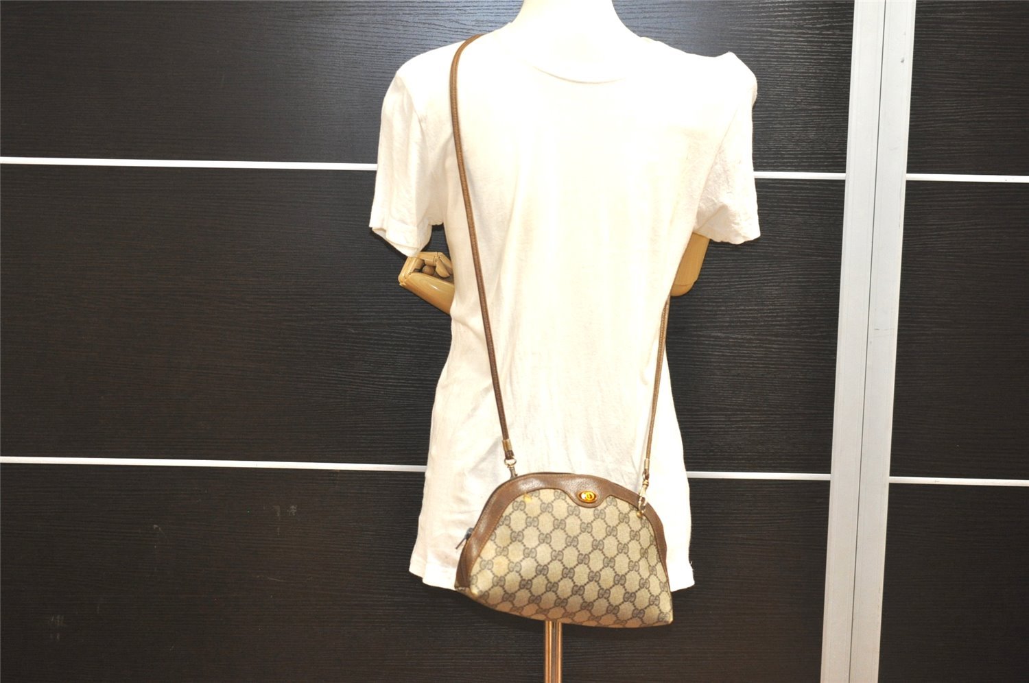 Authentic GUCCI 2Way Shoulder Cross Body Purse GG PVC Leather Brown 9193I