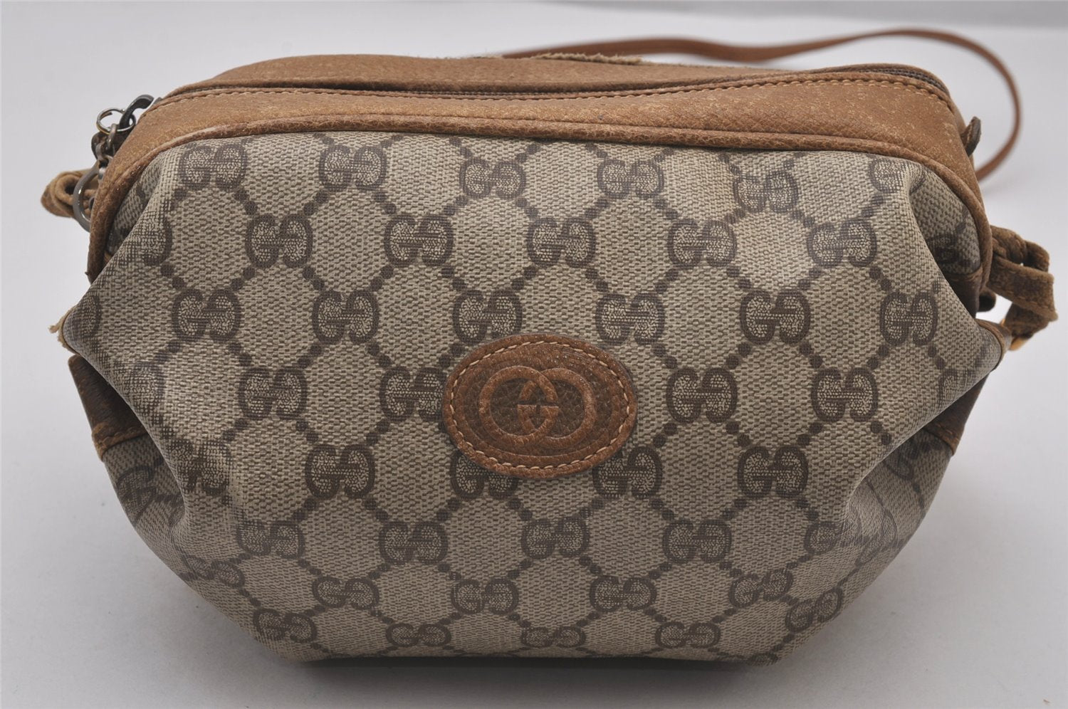 Authentic GUCCI Shoulder Cross Body Bag Purse GG PVC Leather Brown 9196I