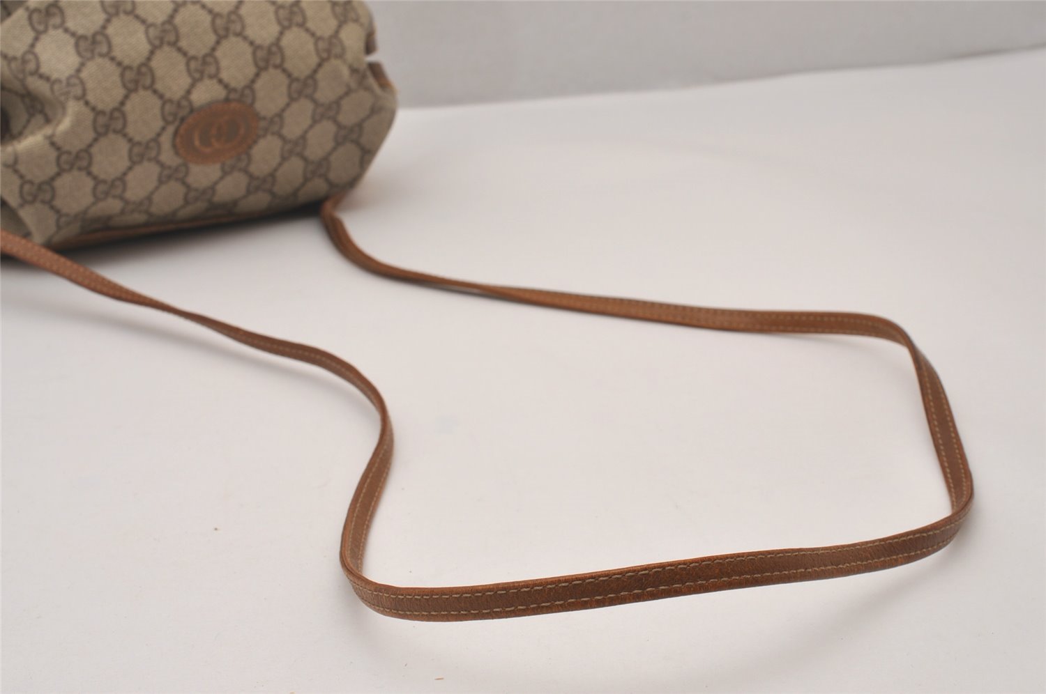 Authentic GUCCI Shoulder Cross Body Bag Purse GG PVC Leather Brown 9196I