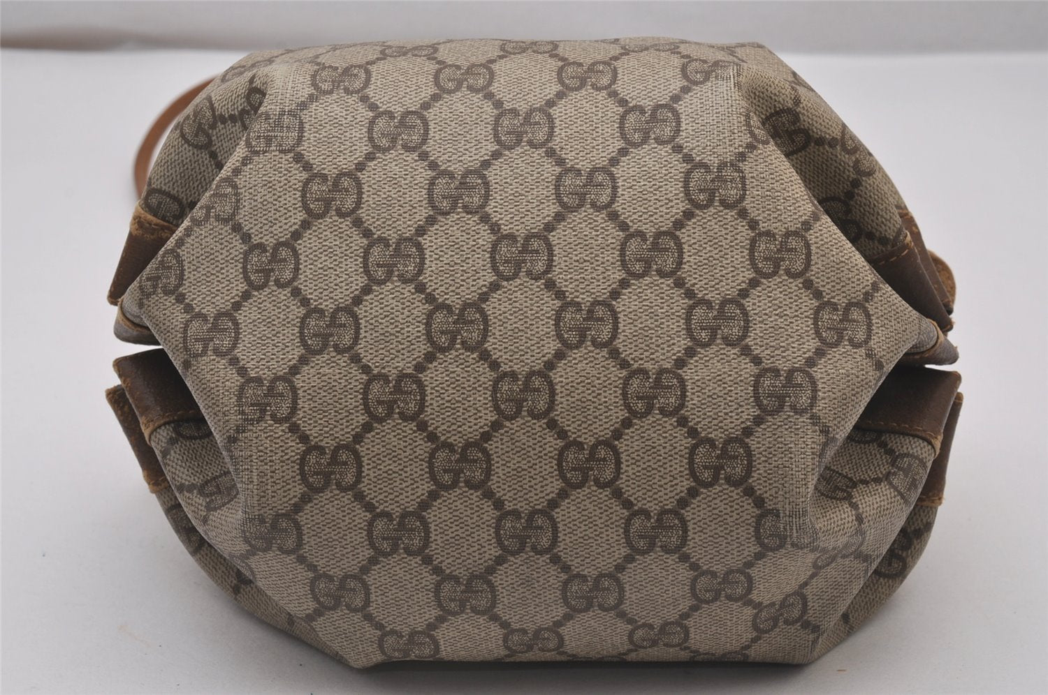 Authentic GUCCI Shoulder Cross Body Bag Purse GG PVC Leather Brown 9196I