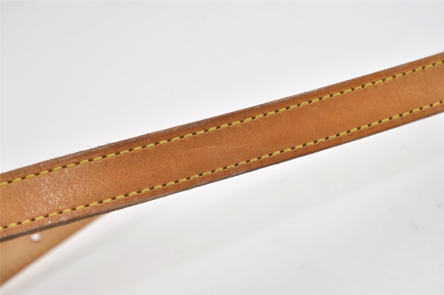 Authentic Louis Vuitton Leather Shoulder Strap For Bucket GM 31.9