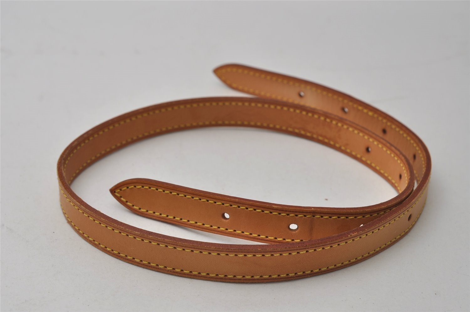 Authentic Louis Vuitton Leather Shoulder Strap For Bucket GM 31.9