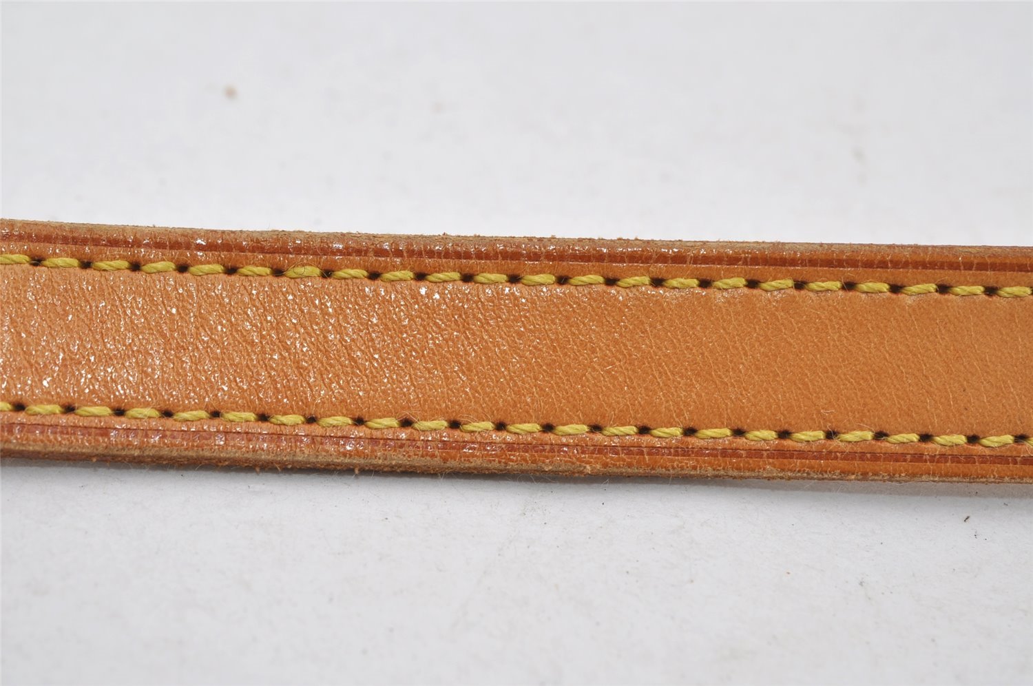 Authentic Louis Vuitton Leather Shoulder Strap For Bucket GM 31.9