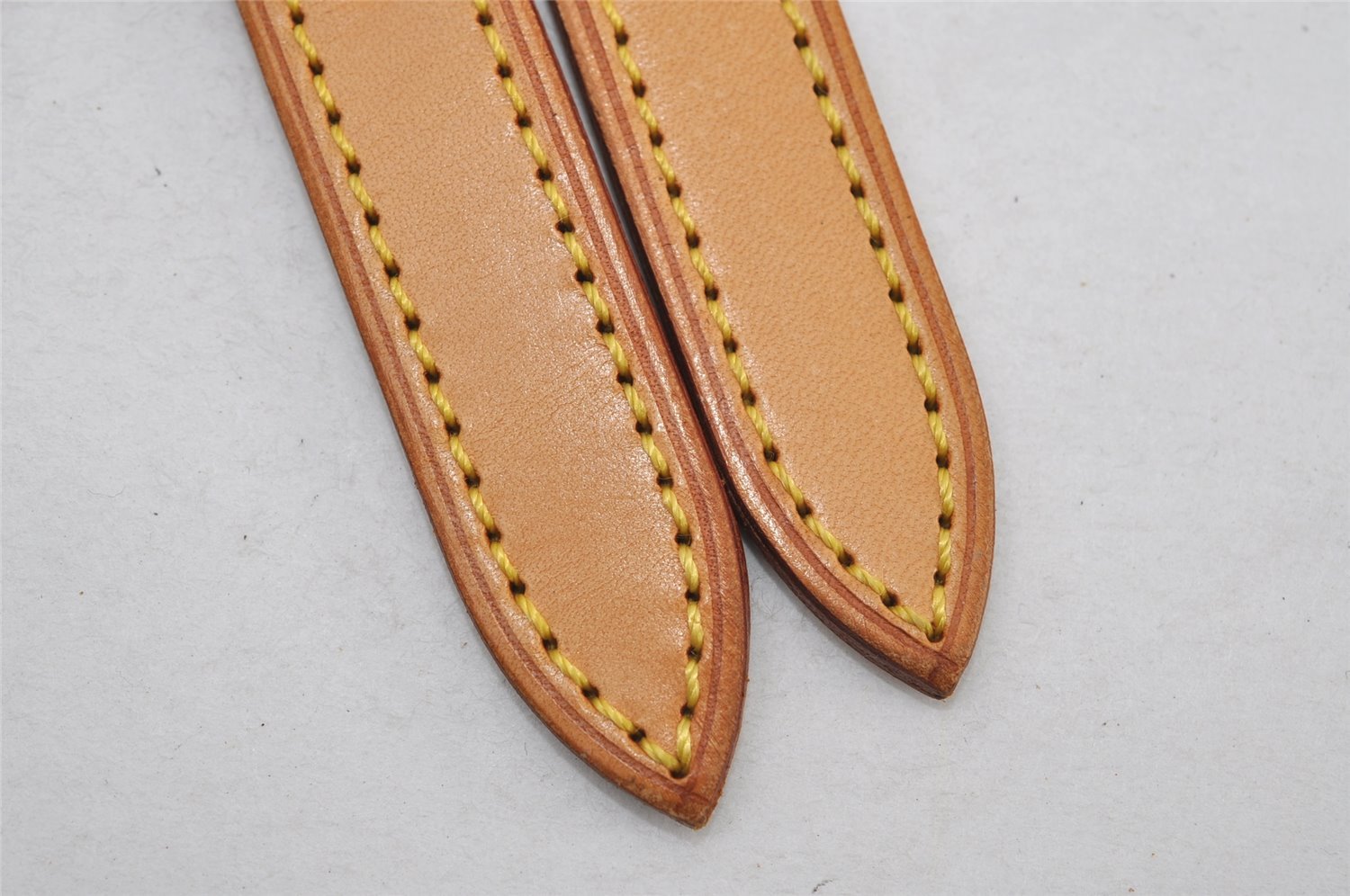 Authentic Louis Vuitton Leather Shoulder Strap For Bucket GM 31.9