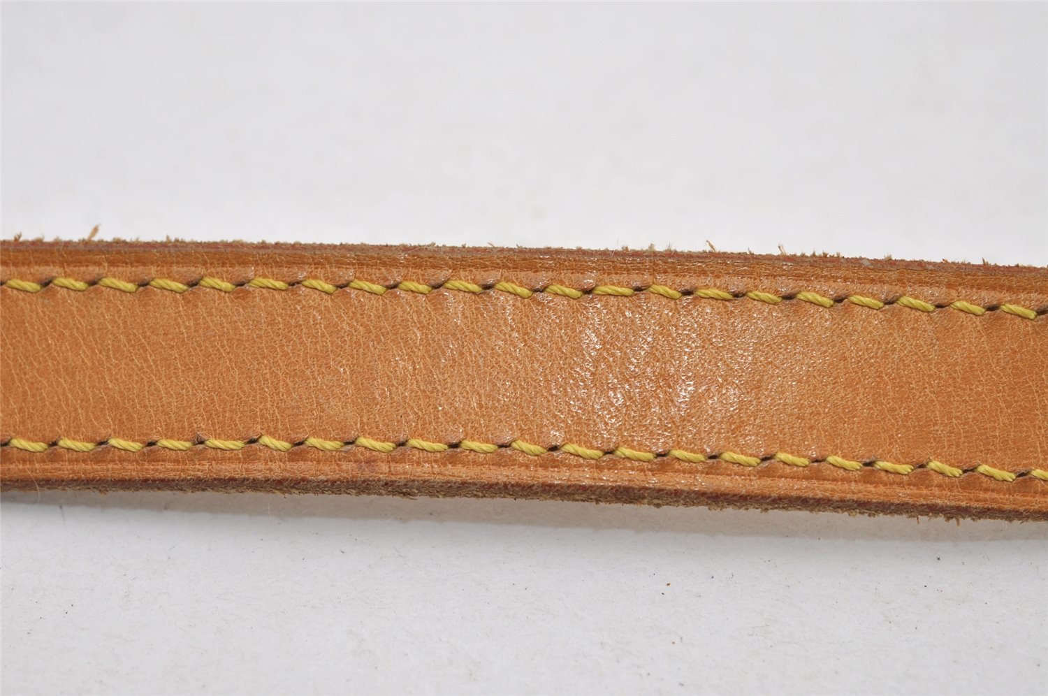 Authentic Louis Vuitton Leather Shoulder Strap For Bucket GM 31.9