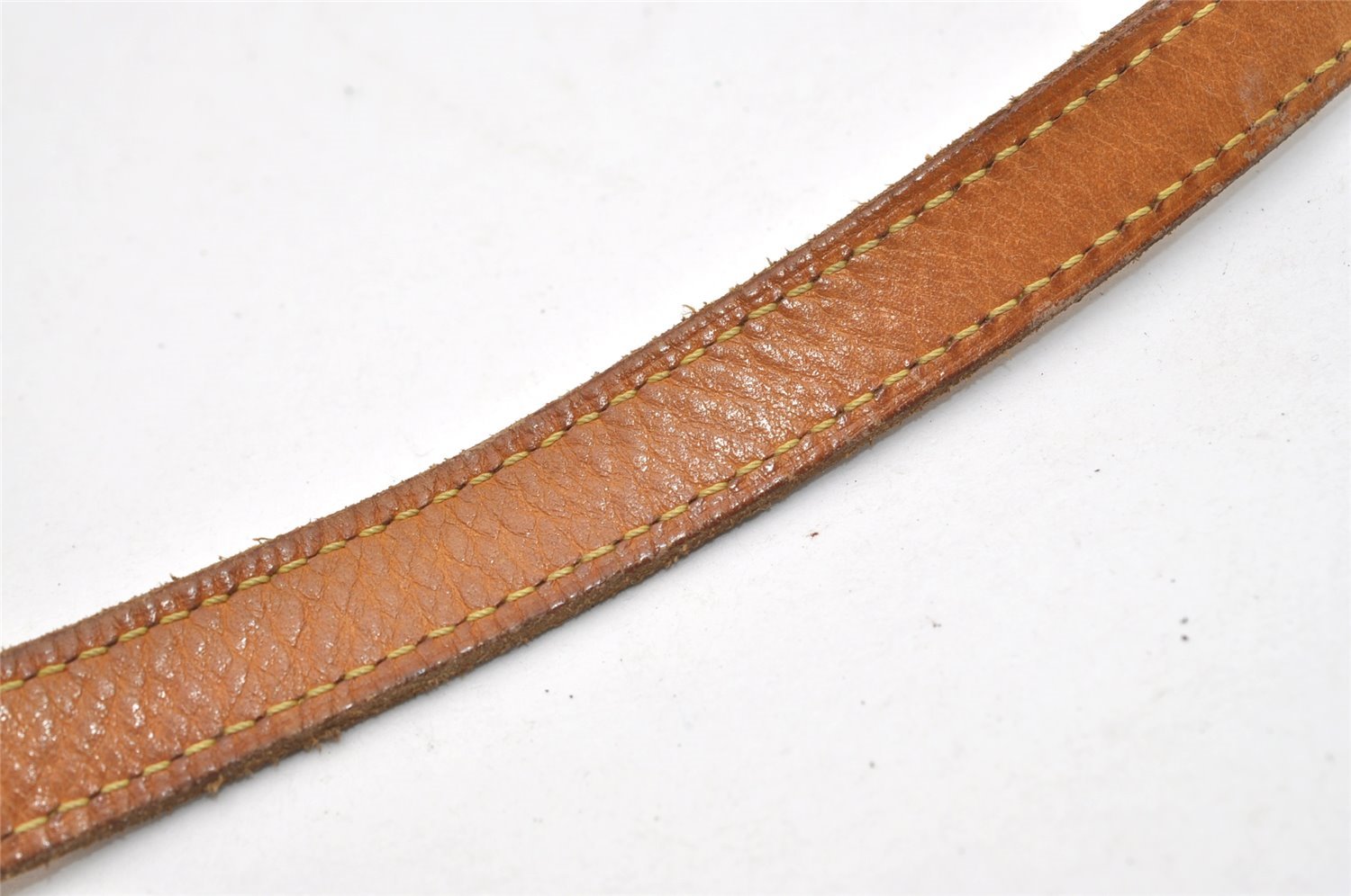 Authentic Louis Vuitton Leather Shoulder Strap For Bucket GM 31.9