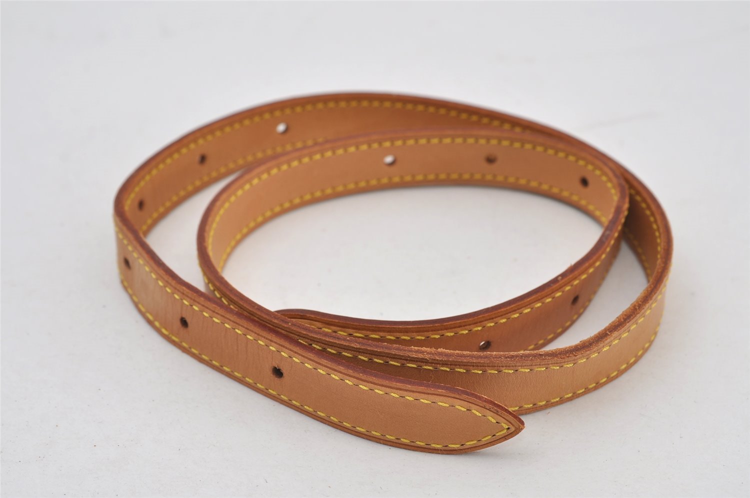 Authentic Louis Vuitton Leather Shoulder Strap For Bucket GM 31.9