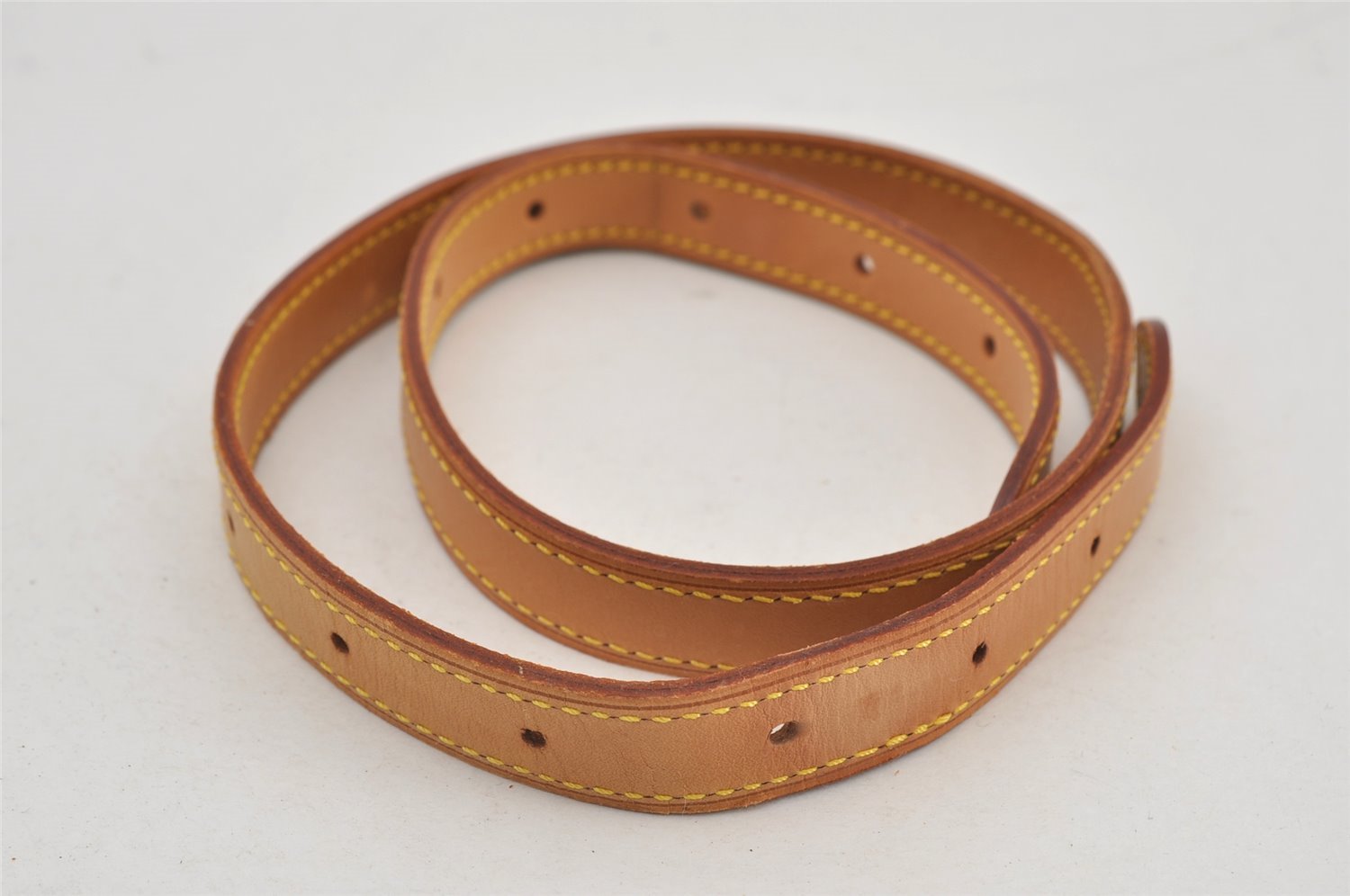 Authentic Louis Vuitton Leather Shoulder Strap For Bucket GM 31.9