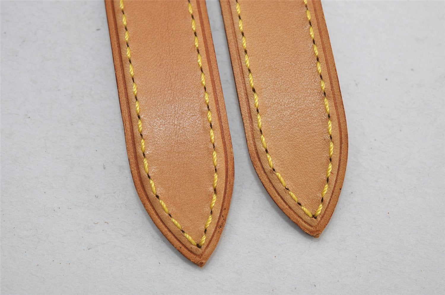 Authentic Louis Vuitton Leather Shoulder Strap For Bucket GM 31.9