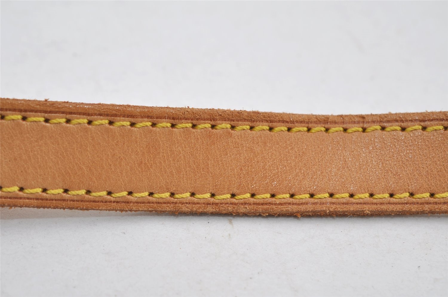 Authentic Louis Vuitton Leather Shoulder Strap For Bucket GM 31.9