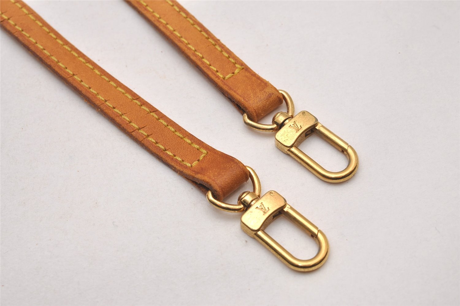 Authentic Louis Vuitton Leather Shoulder Strap Beige 47