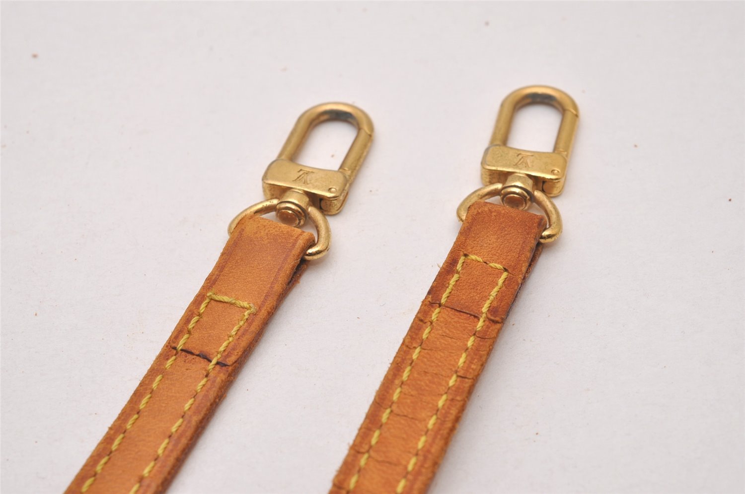 Authentic Louis Vuitton Leather Shoulder Strap Beige 47