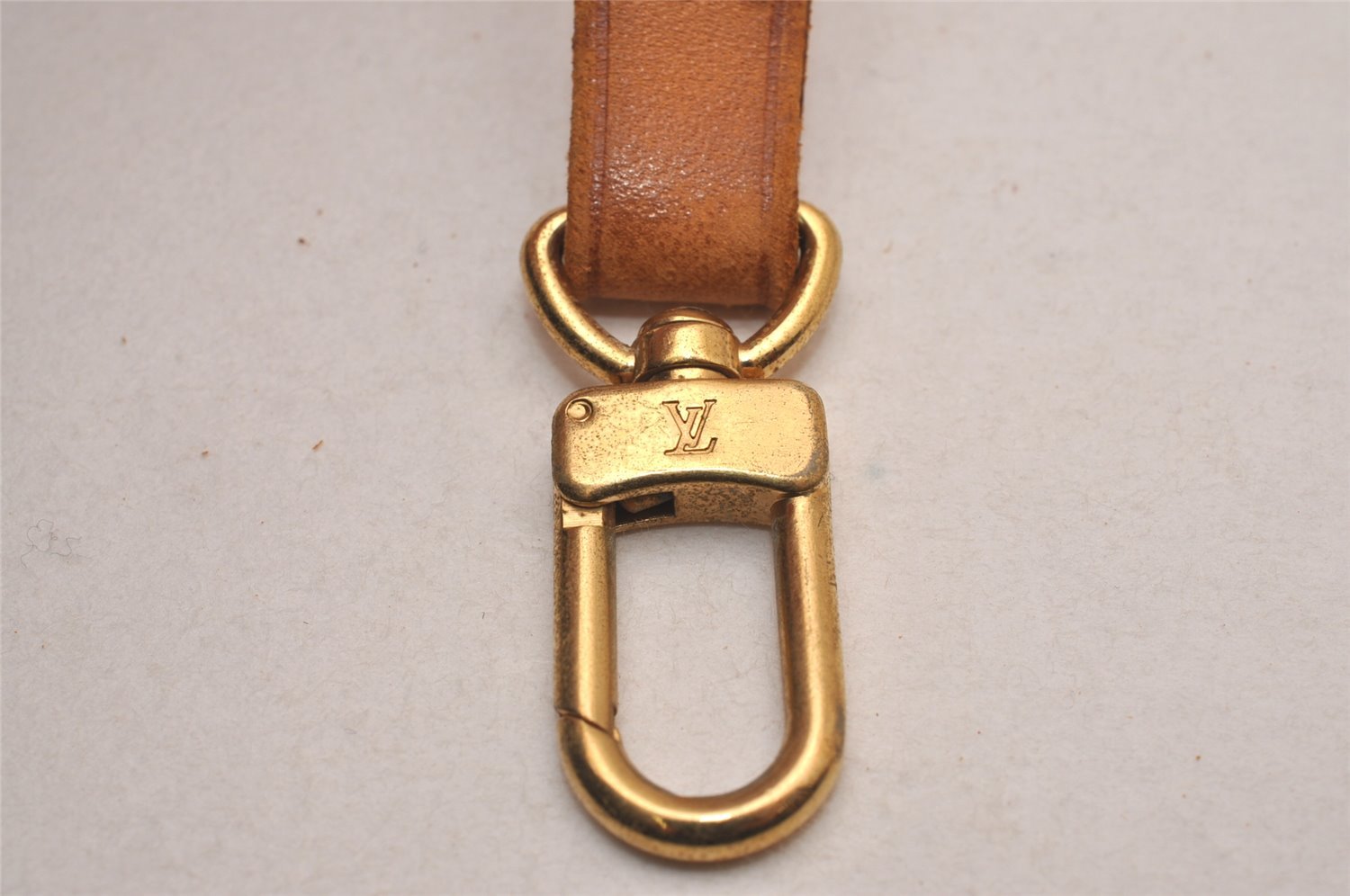 Authentic Louis Vuitton Leather Shoulder Strap Beige 47