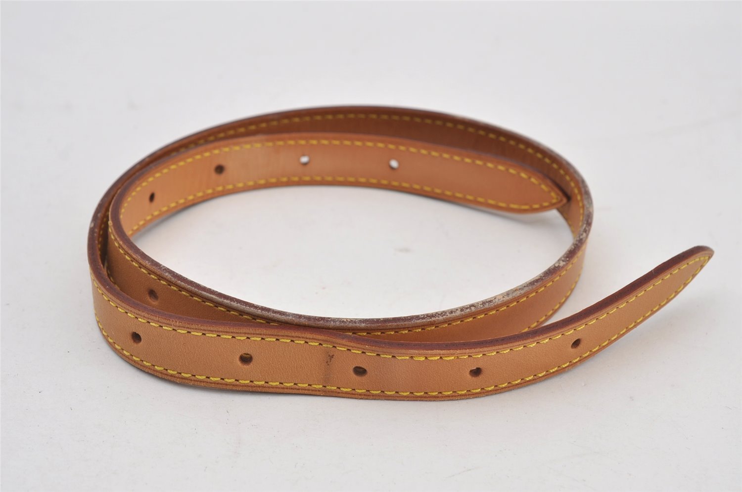 Authentic Louis Vuitton Leather Shoulder Strap For Bucket GM 31.9