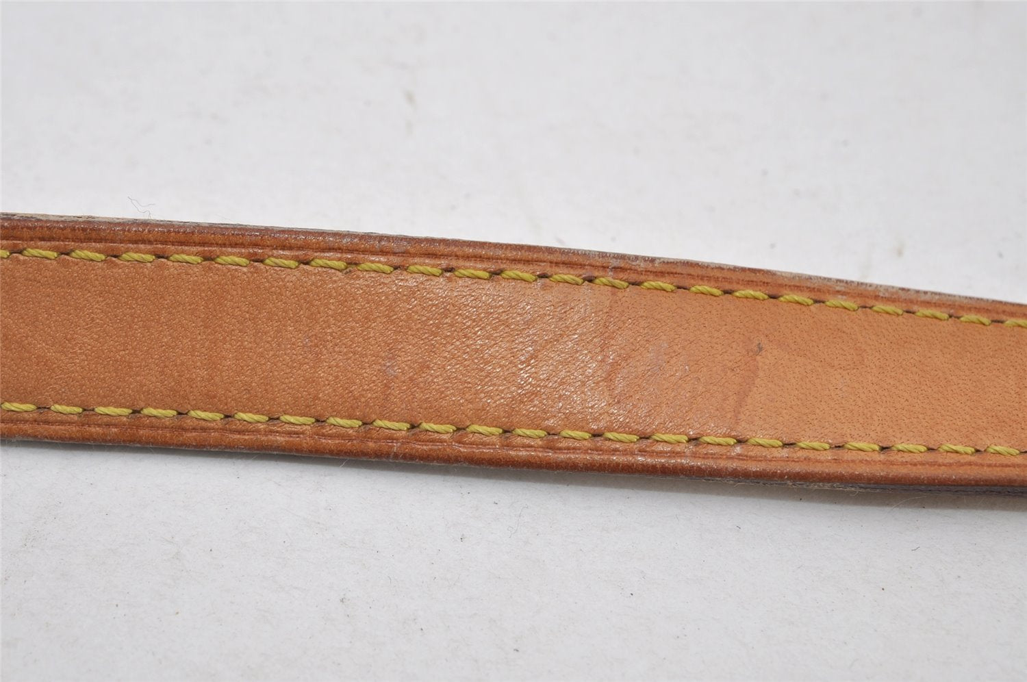 Authentic Louis Vuitton Leather Shoulder Strap For Bucket GM 31.9