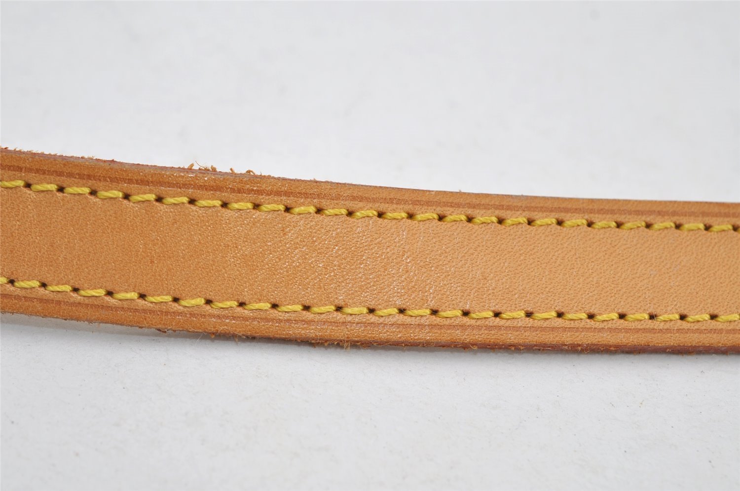 Authentic Louis Vuitton Leather Shoulder Strap For Bucket GM 31.9