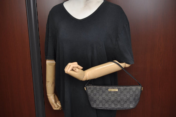 Authentic GUCCI Vintage Hand Bag Pouch Purse GG Canvas Leather 07198 Black 9212H