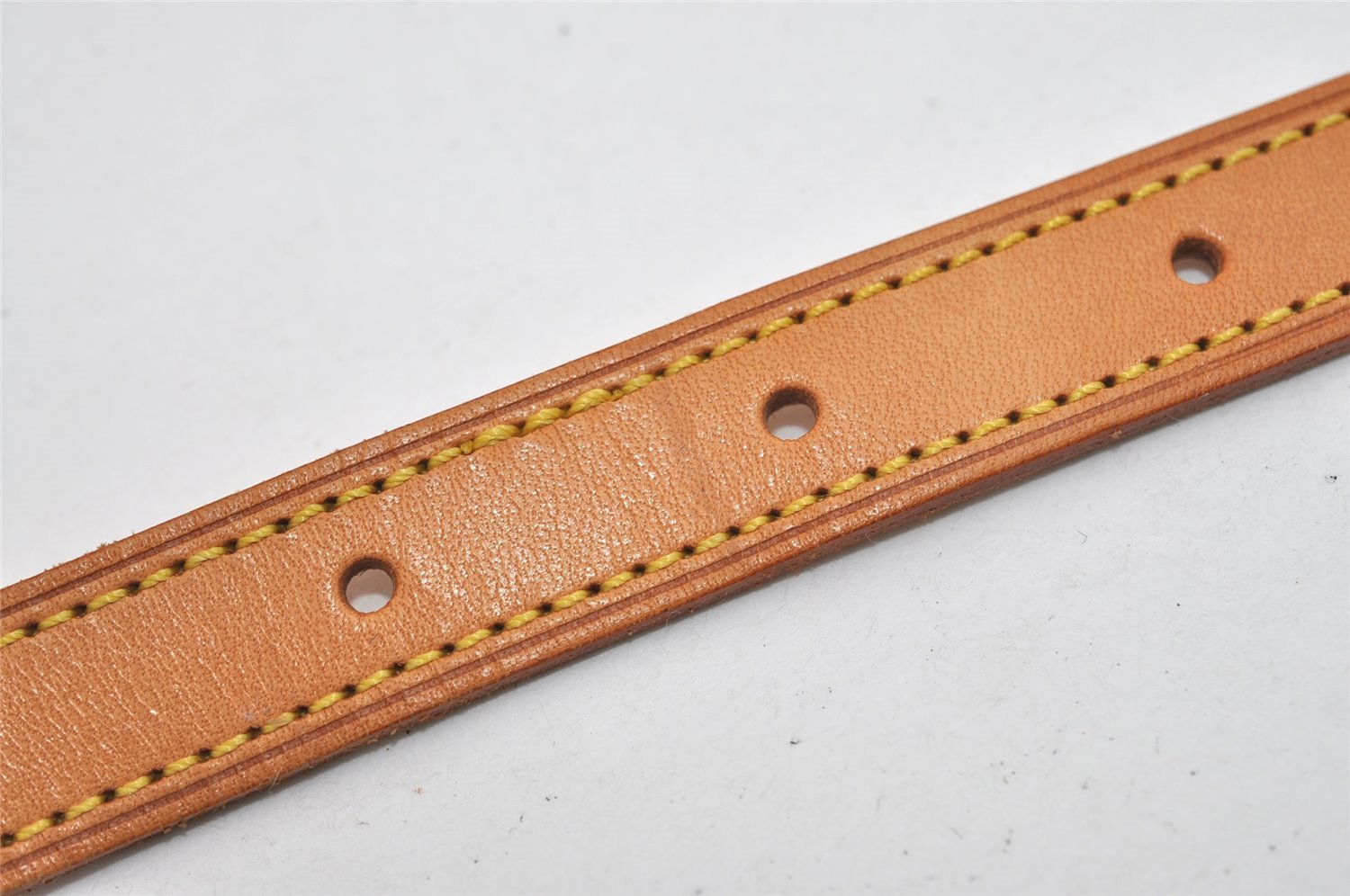 Authentic Louis Vuitton Leather Shoulder Strap For Bucket GM 31.9