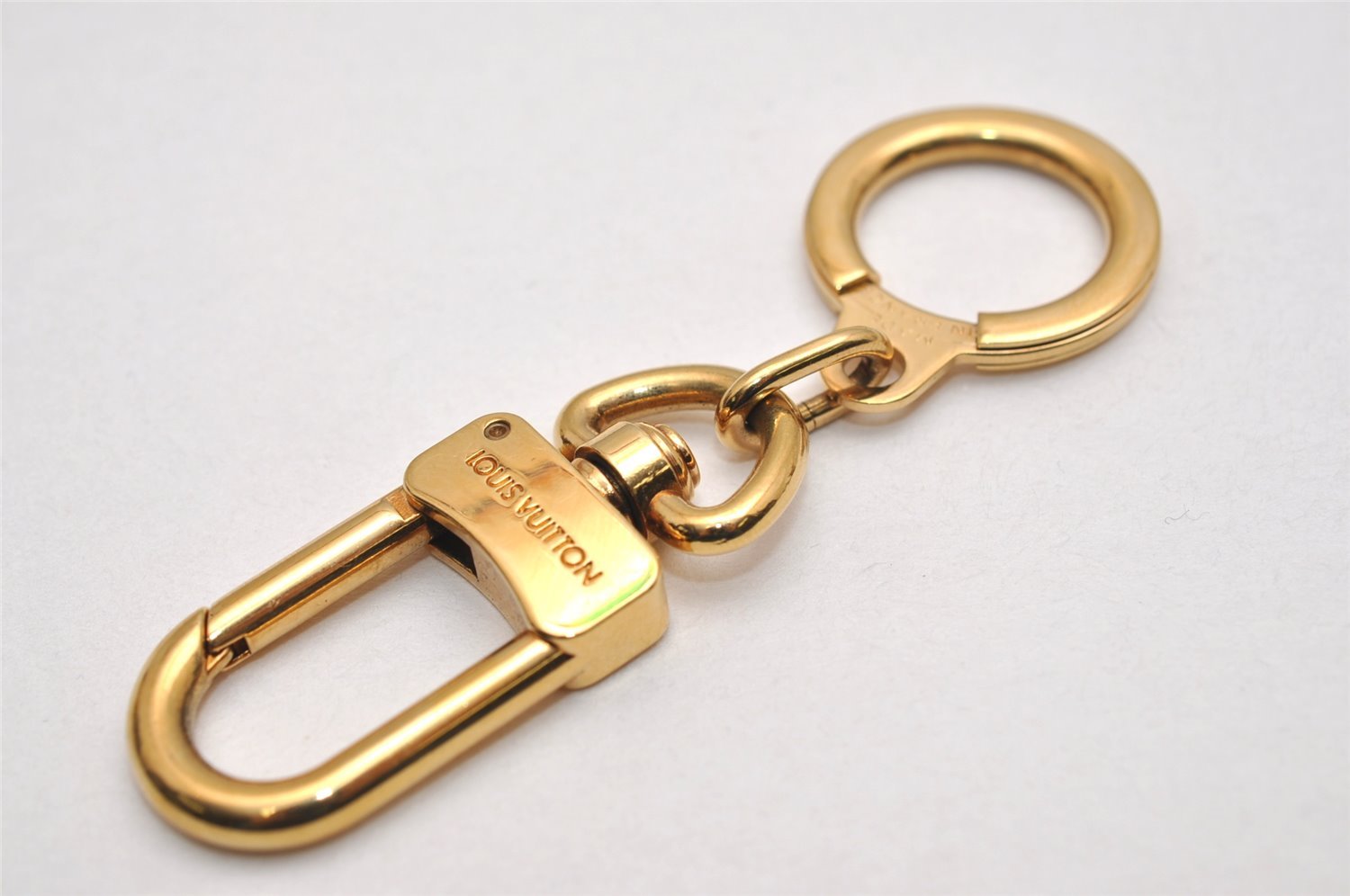 Authentic Louis Vuitton Charm Key Chain Anokre Gold M62698 LV 9212J