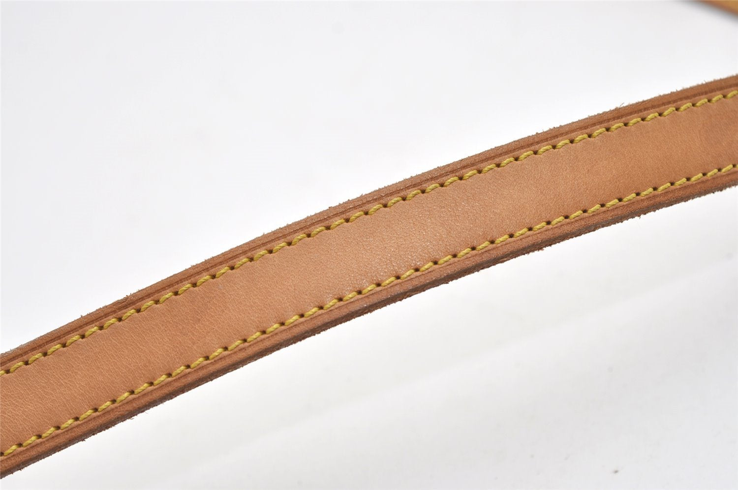 Authentic Louis Vuitton Leather Shoulder Strap For Bucket GM 31.9