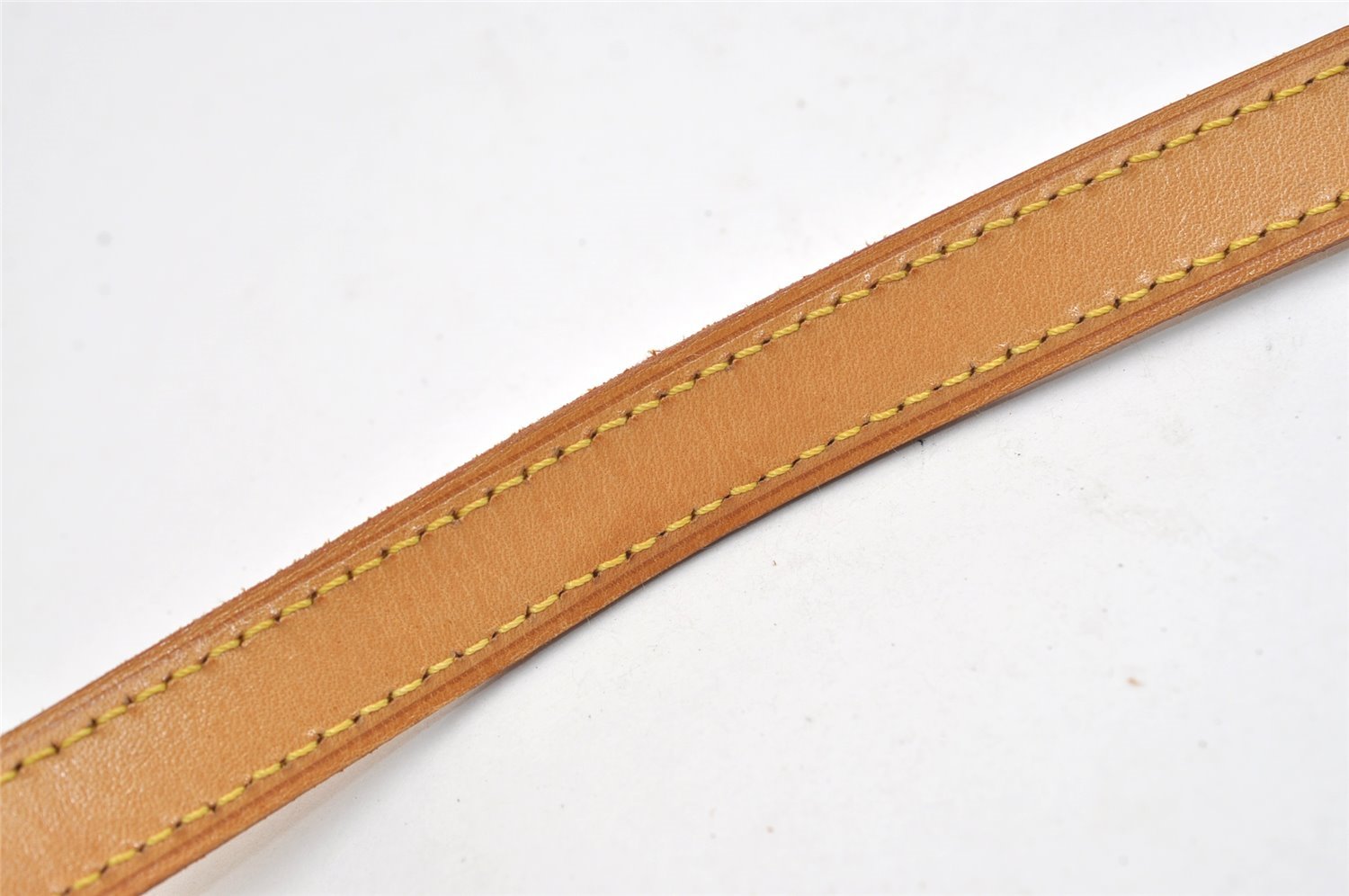 Authentic Louis Vuitton Leather Shoulder Strap For Bucket GM 31.9