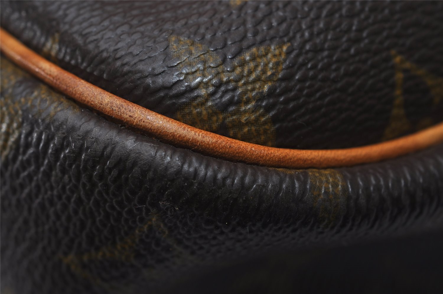 Authentic Louis Vuitton Monogram Alize 24 Heures Boston Hand Bag M41399 LV 9215I