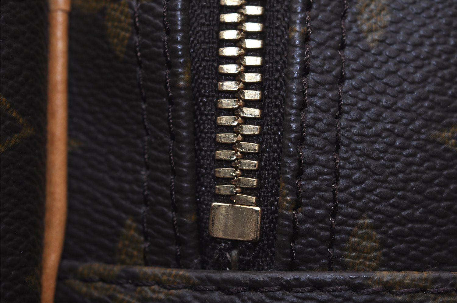 Authentic Louis Vuitton Monogram Alize 24 Heures Boston Hand Bag M41399 LV 9215I