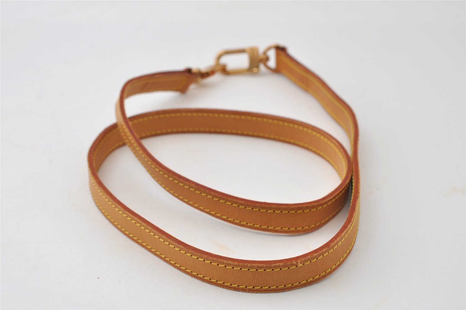 Authentic Louis Vuitton Leather Shoulder Strap Beige 39.2