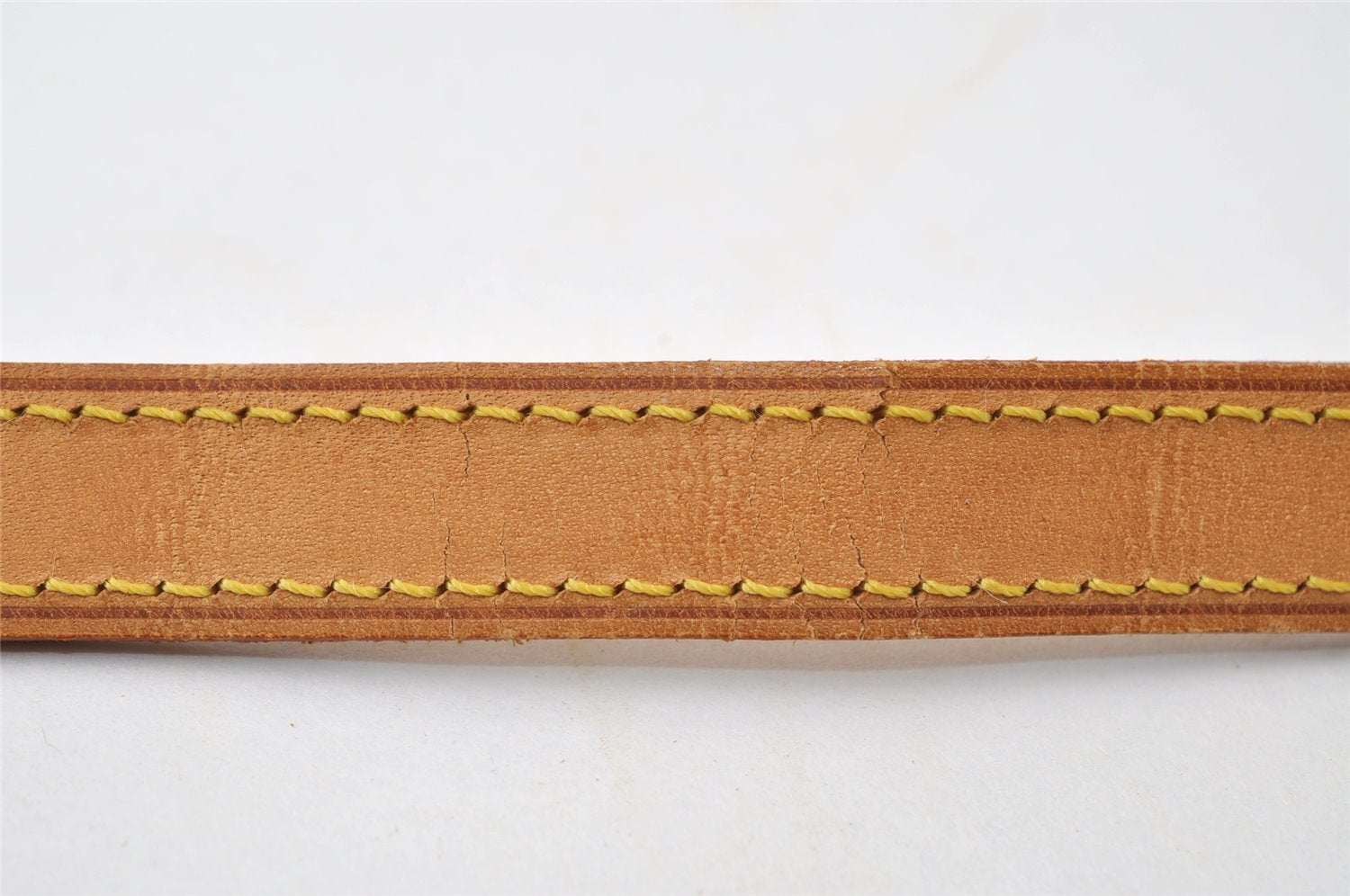 Authentic Louis Vuitton Leather Shoulder Strap Beige 39.2