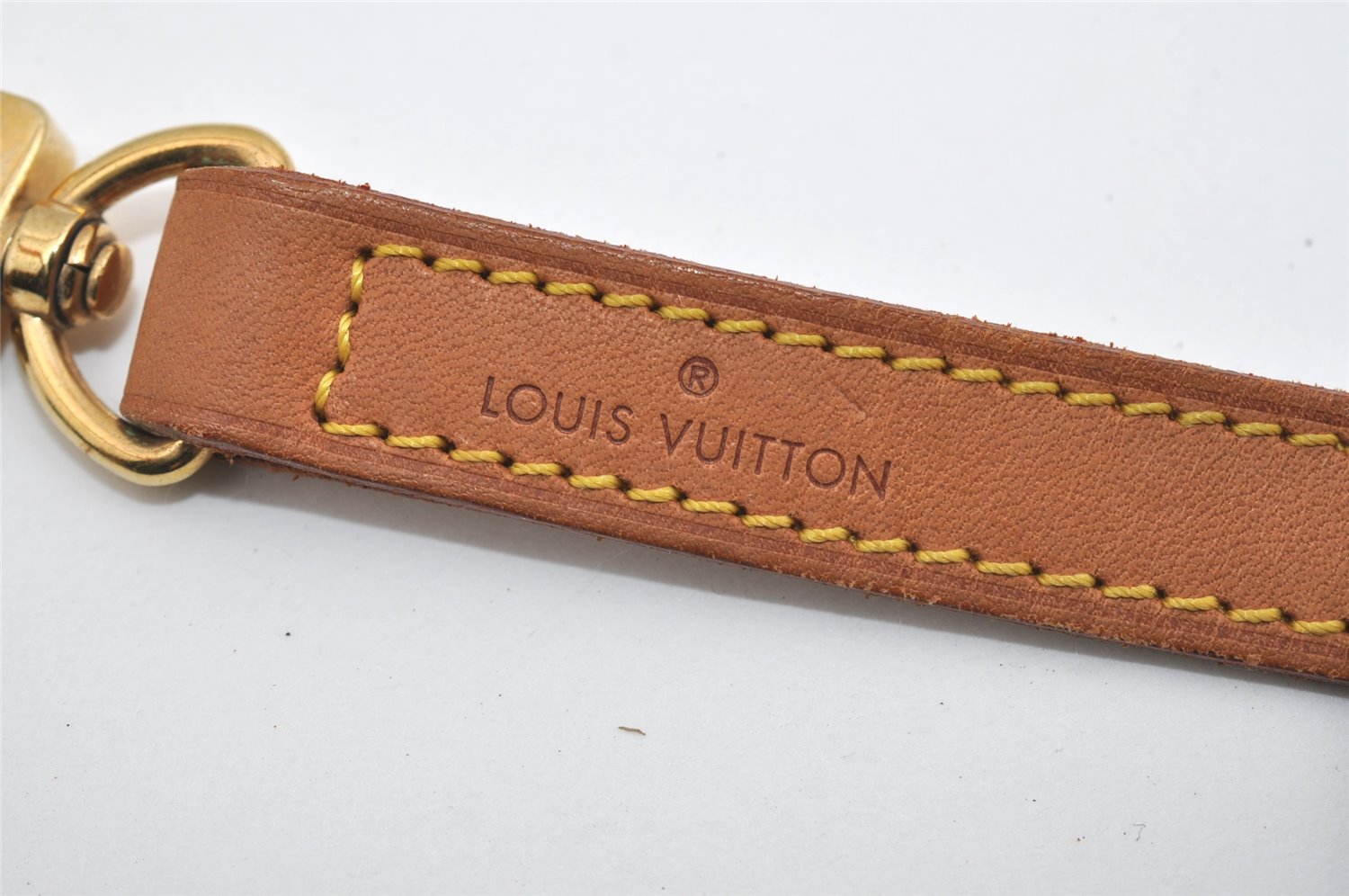 Authentic Louis Vuitton Leather Shoulder Strap Beige 39.2