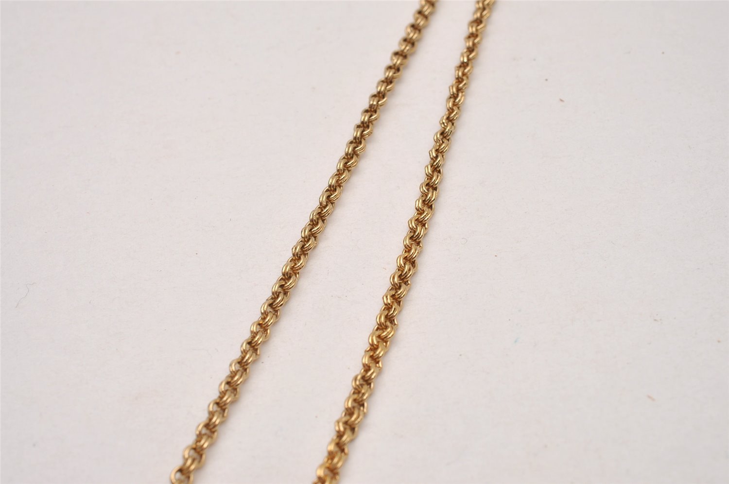 Authentic Christian Dior Gold Tone Rhinestone Chain Pendant Necklace CD 9235I